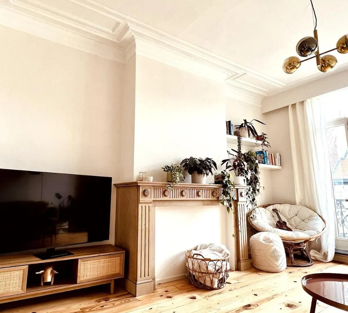 Bright And Cozy Apartment In 布鲁塞尔