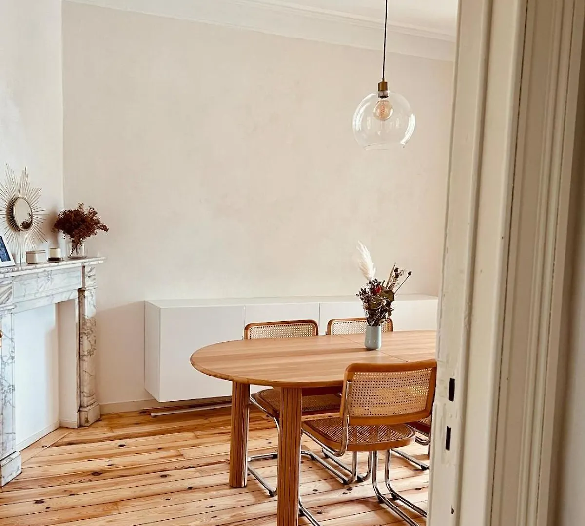 Bright And Cozy Apartment In 布鲁塞尔